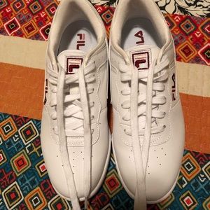 Fila tennis shoes